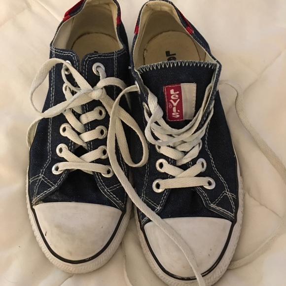 levi's converse style
